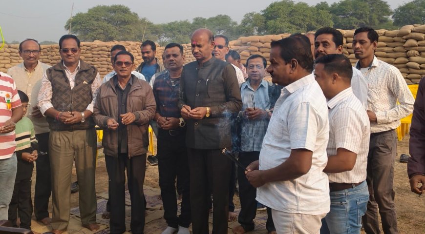 धान खरीदी केंद्र पोता में धान खरीदी का कार्य सफलता पूर्वक संपन्न